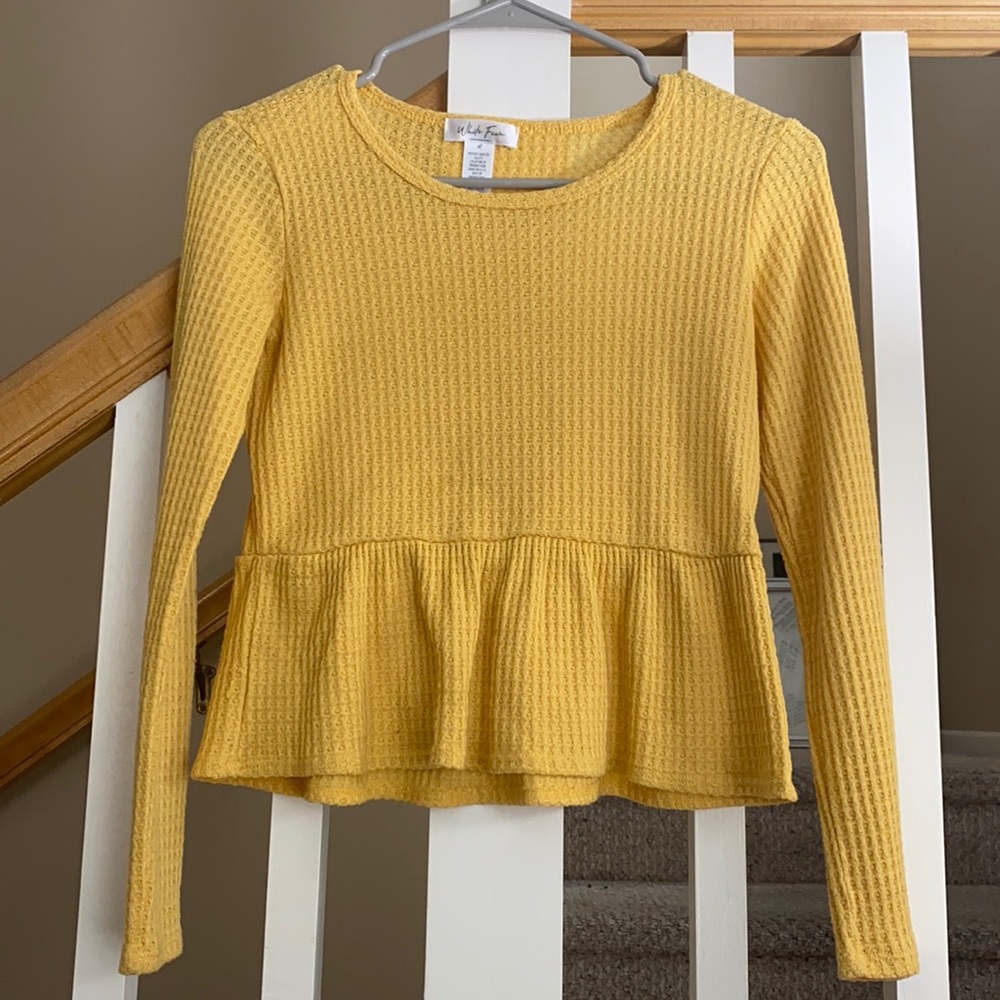 Yellow girls long sleeve tee- Tilly’s Medium